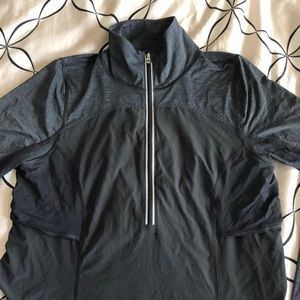 Lululemon women’s half zip long sleeve